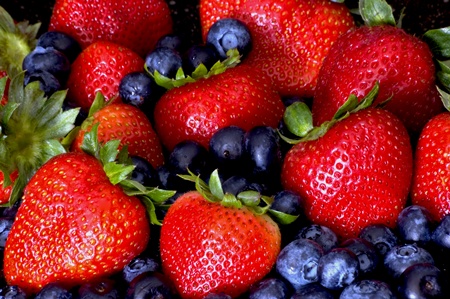 New Research Reveals the Cognitive Power of Strawberries