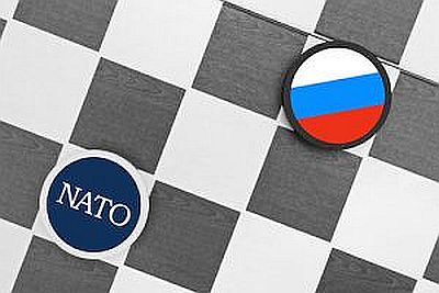 NATO_RussiaChessBoard