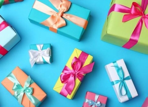 8 Superb Birthday Gifts Anyone Would Love